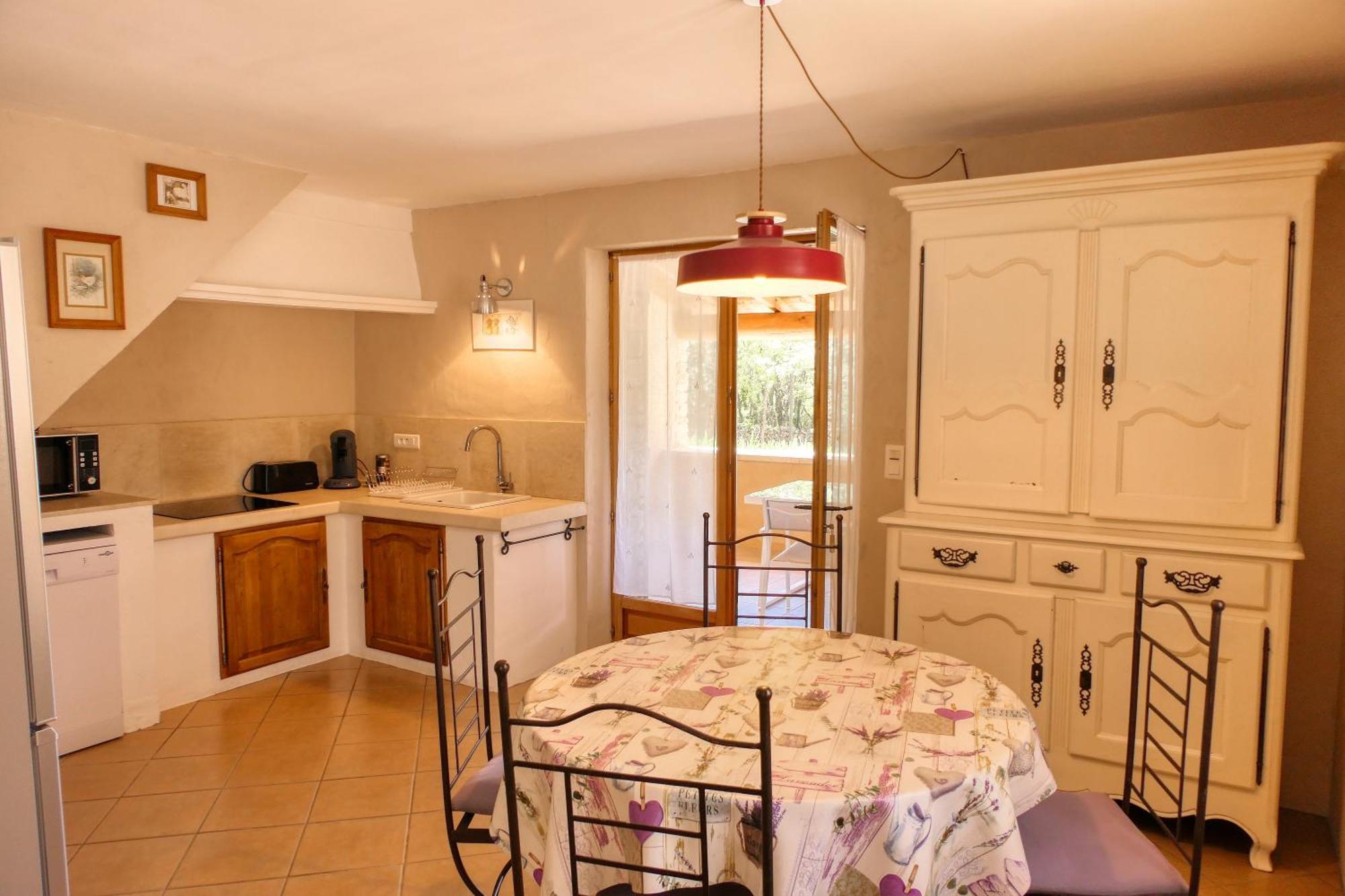 Le Hameau Fleur De Pierres , , Et Table D'hotes 3*