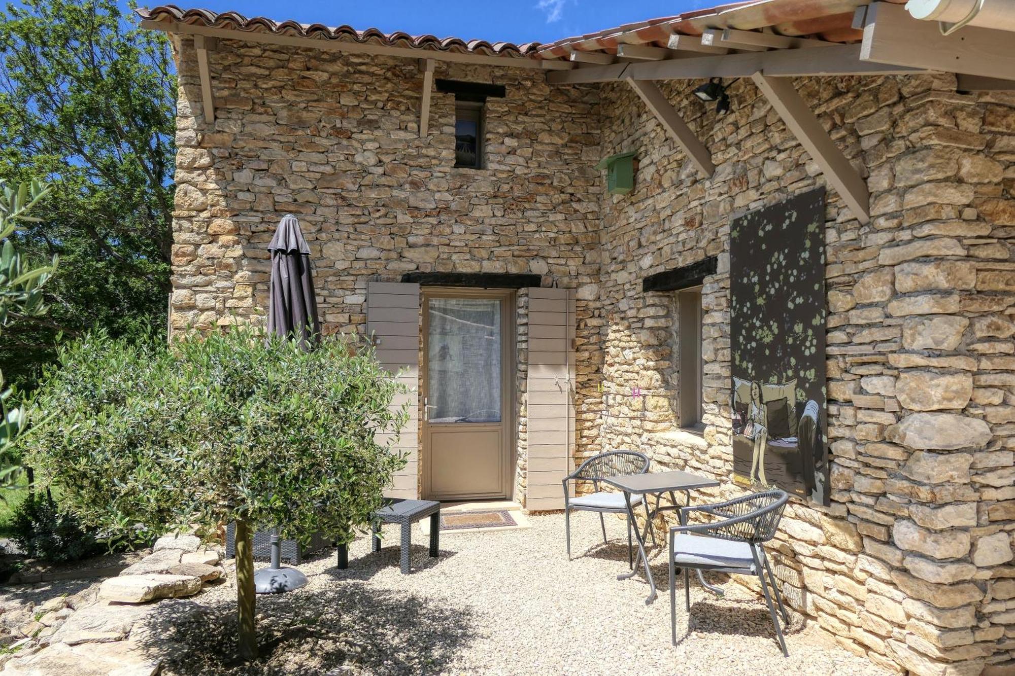 Guest house Le Hameau Fleur De Pierres , , Et Table D'hotes Murs (Vaucluse)