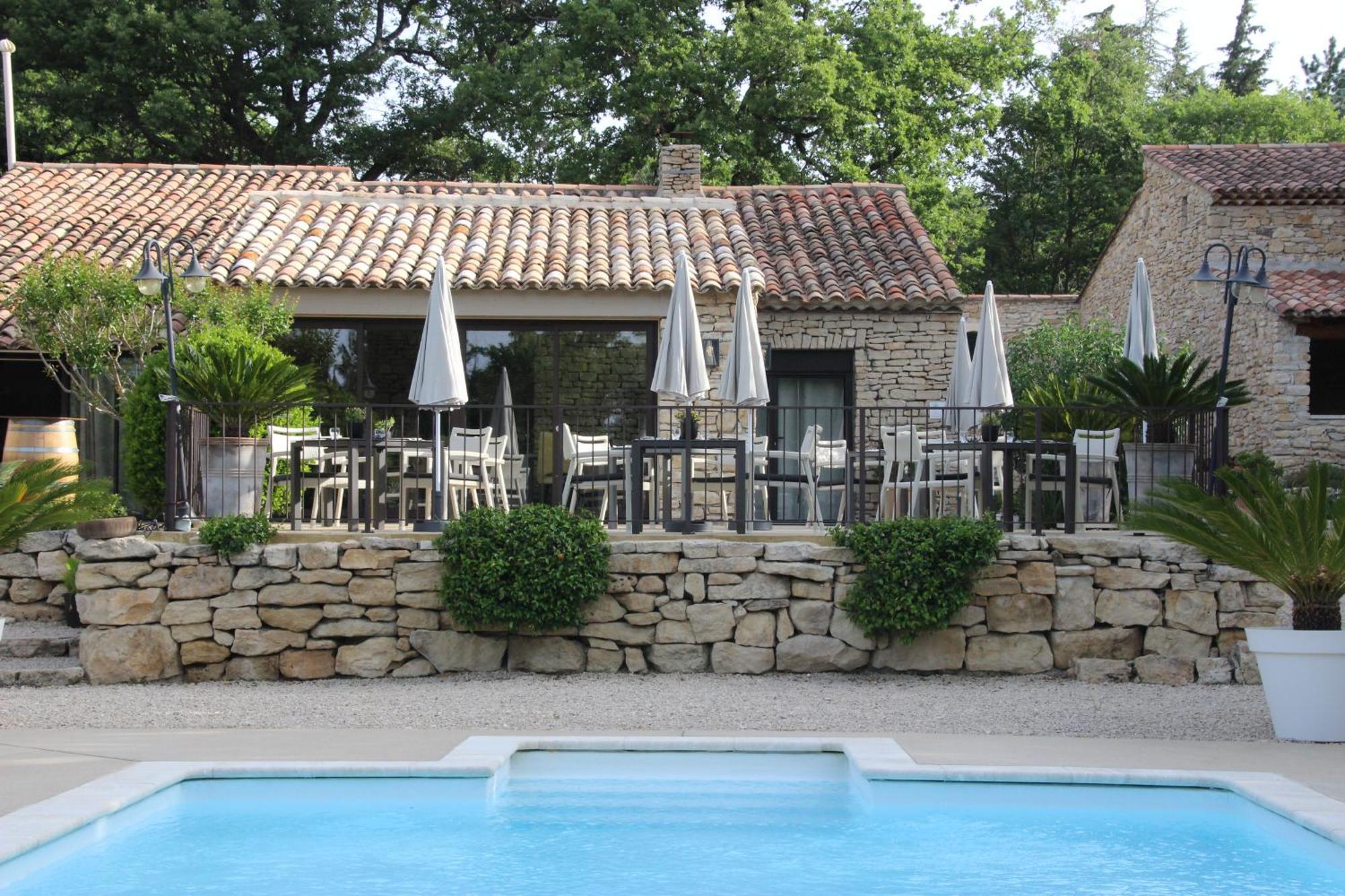 Le Hameau Fleur De Pierres , , Et Table D'hotes Murs (Vaucluse)