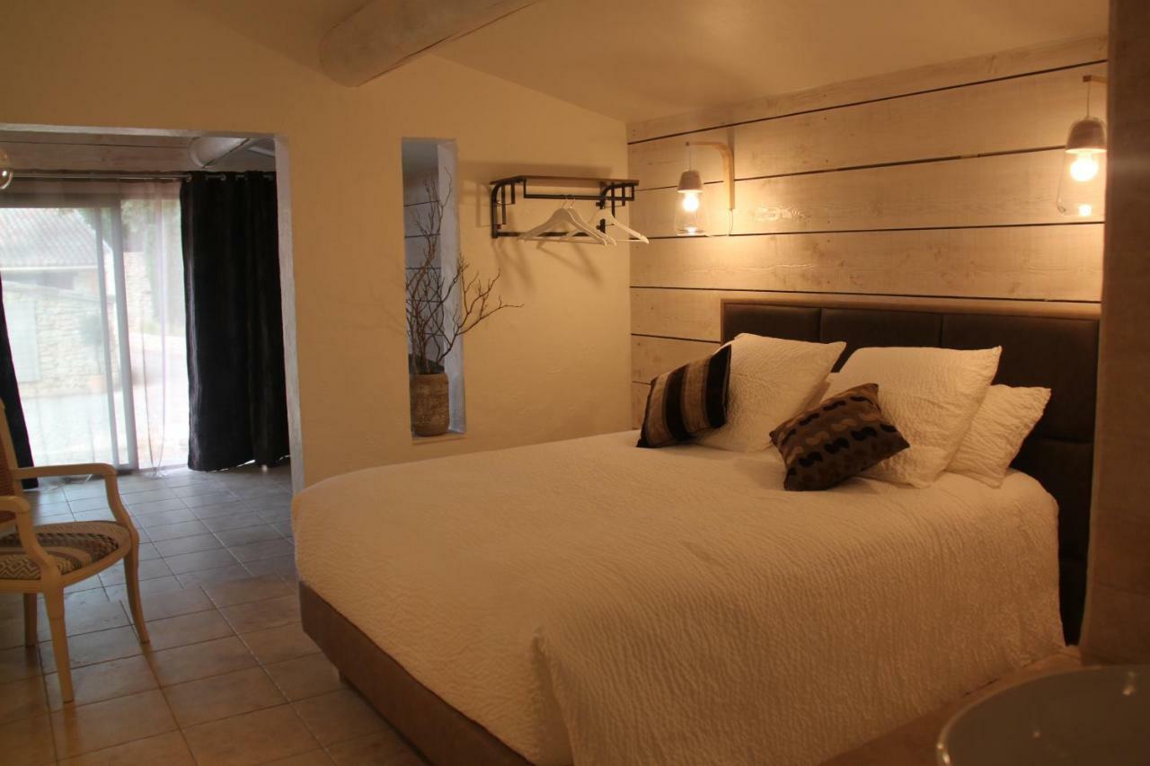 Guest house Le Hameau Fleur De Pierres , , Et Table D'hotes Murs (Vaucluse)