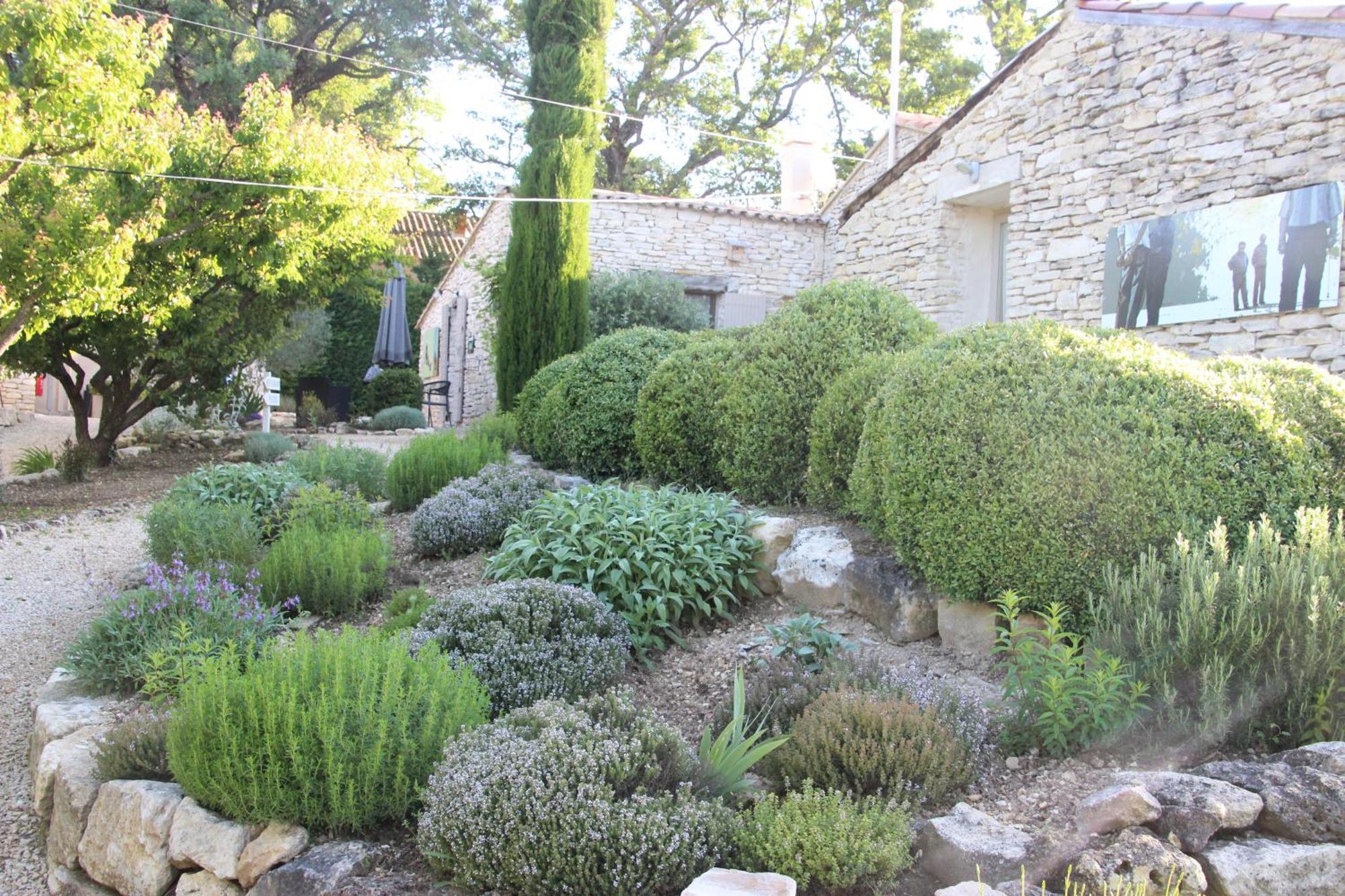 Le Hameau Fleur De Pierres